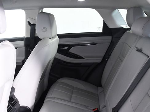 Used 2021 Land Rover Range Rover Evoque S image 22