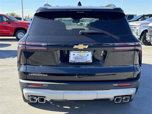 New 2026 Chevrolet Traverse LT w/ Sun and Wheel Package image 4