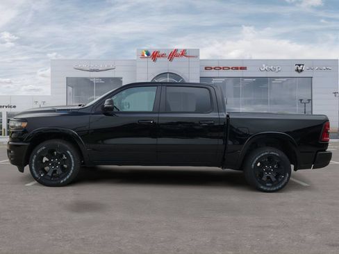 New 2026 RAM 1500 2WD Crew Cab image 2