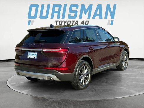 Used 2020 Lincoln Corsair FWD w/ Premium Package image 7