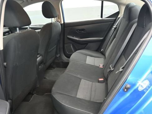 Used 2024 Nissan Sentra SV FWD image 8