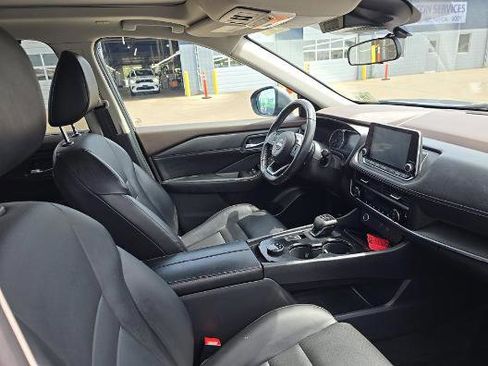 Used 2023 Nissan Rogue SV w/ SV Premium B Package AWD/4WD image 5