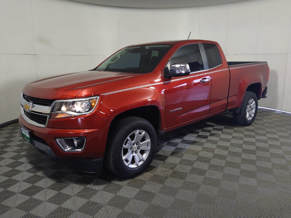 Used 2015 Chevrolet Colorado LT w/ Luxury Package RWD image 2