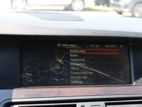 Used 2013 BMW 550i Sedan image 21