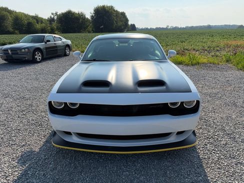 Used 2023 Dodge Challenger SRT Hellcat RWD image 6