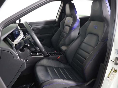 Used 2023 Volkswagen Golf R AWD/4WD image 33