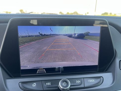 Used 2021 Chevrolet Blazer LT image 18