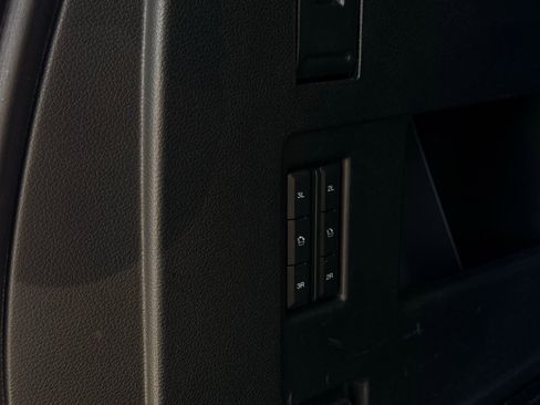 Used 2020 Ford Expedition Platinum image 52