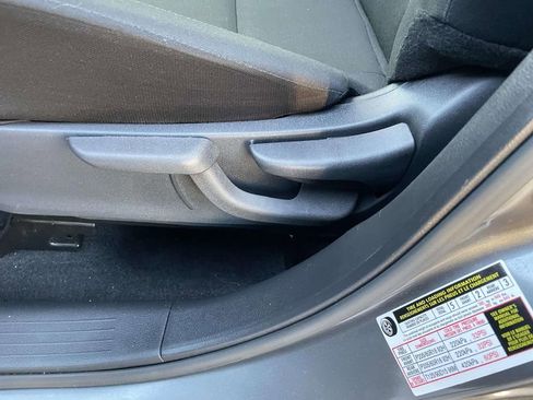 Used 2025 Nissan Kicks Play S image 30