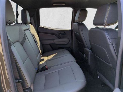 Used 2025 Chevrolet Colorado ZR2 AWD/4WD image 26