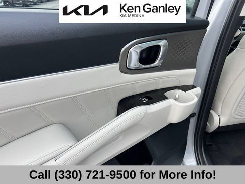 Certified 2023 Kia Sorento SX AWD/4WD image 45