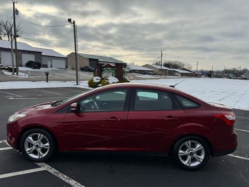 Used 2014 Ford Focus SE image 5