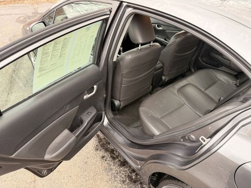 Used 2013 Honda Civic LX image 11