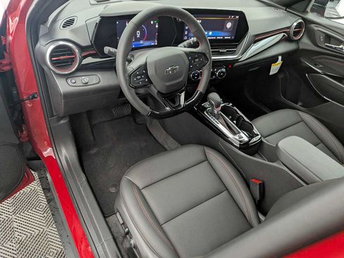 New 2026 Chevrolet Trax RS w/ Driver Confidence Package image 2