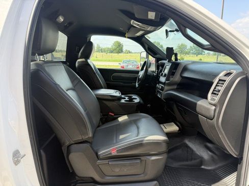 Used 2022 RAM 5500 Tradesman AWD/4WD image 8