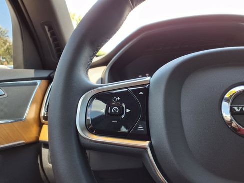 Certified 2024 Volvo XC90 B5 Plus image 30