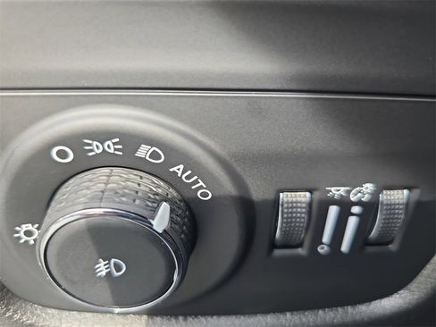 New 2025 Jeep Grand Cherokee Limited image 26