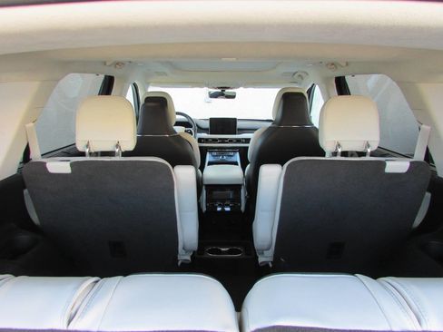 Used 2020 Lincoln Aviator Black Label Grand Touring w/ Class IV Trailer Tow Package image 27