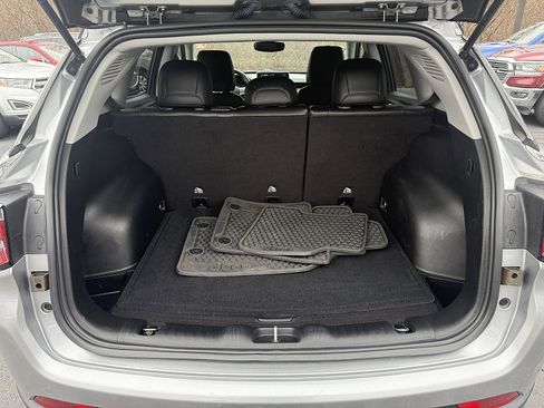 Used 2022 Jeep Compass Trailhawk w/ Trailhawk Convenience Group image 17