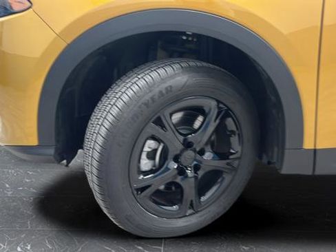 Used 2024 Dodge Hornet GT image 13