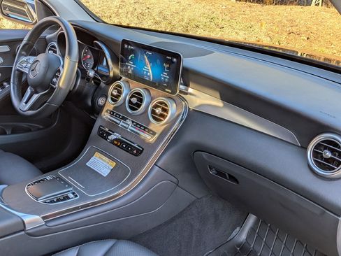 Certified 2021 Mercedes-Benz GLC 300 4MATIC image 35