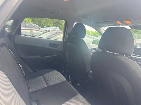 Used 2021 Hyundai Kona SEL w/ Cargo Package AWD/4WD image 5