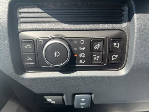 New 2026 Ford F250 Platinum image 38