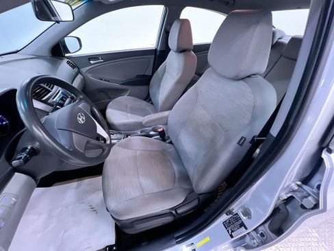 Used 2016 Hyundai Accent SE FWD image 14