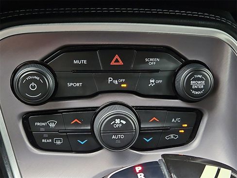 Certified 2022 Dodge Challenger R/T image 23