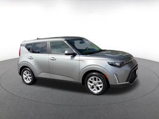 Used 2025 Kia Soul LX w/ LX Technology Package FWD video 2