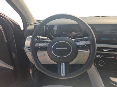 Used 2025 Hyundai Tucson SEL FWD image 12