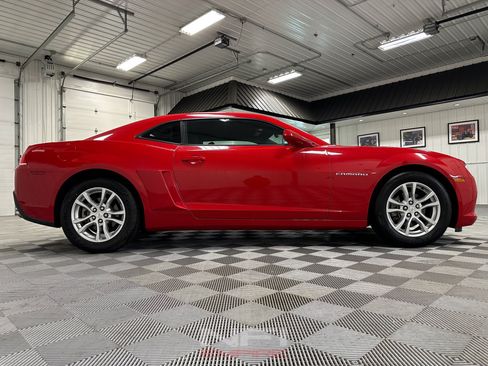 Used 2014 Chevrolet Camaro LS RWD image 17
