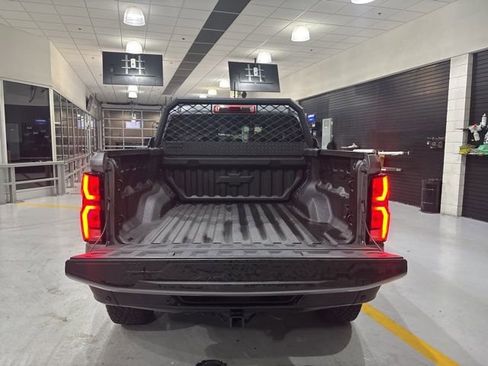 Used 2026 Chevrolet Colorado ZR2 AWD/4WD image 39