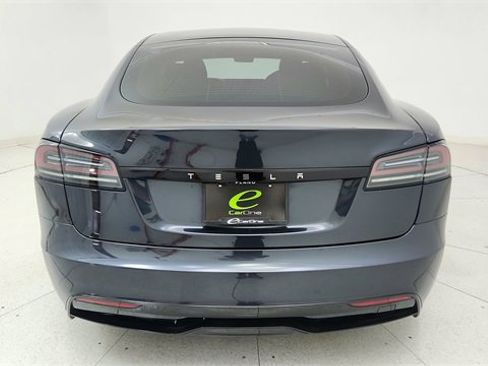 Used 2025 Tesla Model S image 5