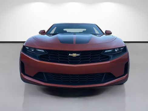 Used 2023 Chevrolet Camaro LT w/ Technology Package image 8