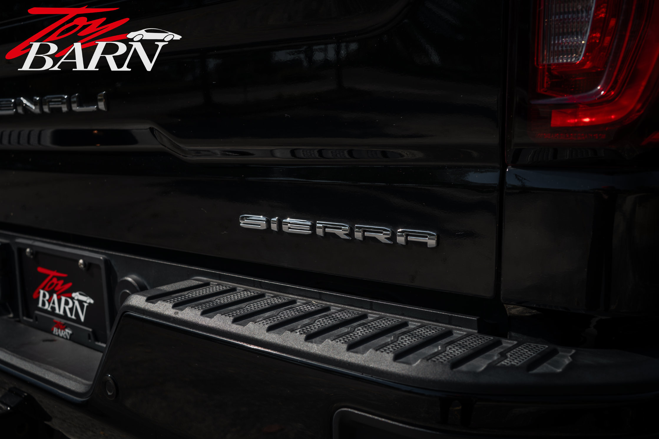 Used 2022 GMC Sierra 1500 Denali AWD/4WD image 12