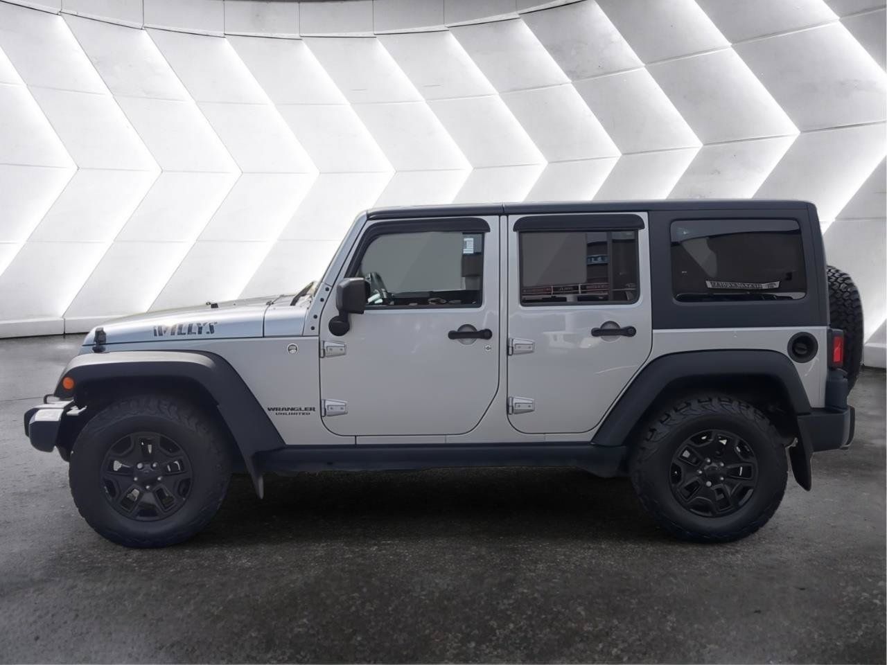 Used 2014 Jeep Wrangler Unlimited Sport AWD/4WD image 3