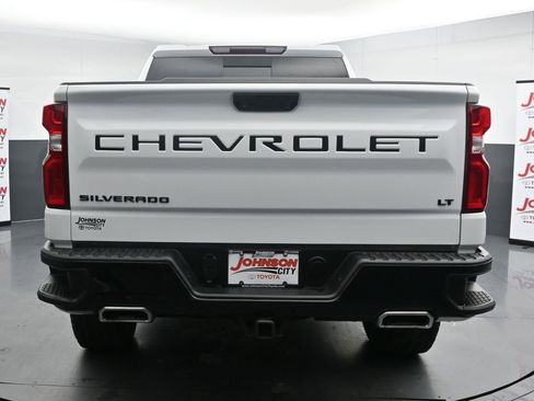 Used 2022 Chevrolet Silverado 1500 LT Trail Boss w/ Convenience Package II AWD/4WD image 8