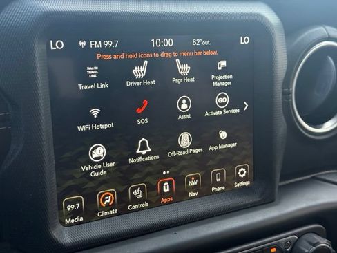 Used 2020 Jeep Gladiator Overland AWD/4WD image 4