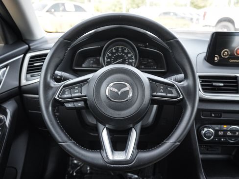 Used 2017 MAZDA MAZDA3 Touring FWD image 18