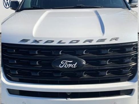 Used 2017 Ford Explorer Sport w/ Equipment Group 401A image 21