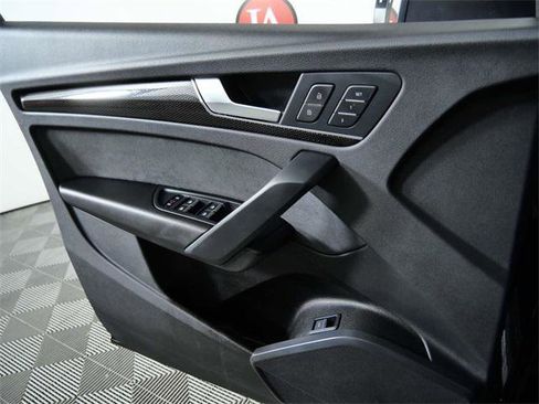 Used 2022 Audi SQ5 Premium image 24