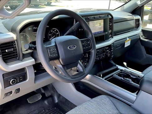 Used 2024 Ford F350 XLT w/ XLT Value Package AWD/4WD image 6