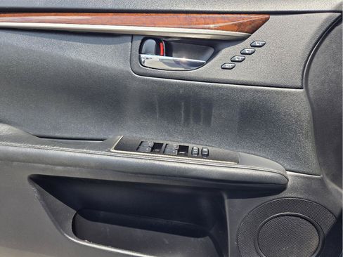 Used 2017 Lexus ES 350 w/ Premium Package FWD image 19