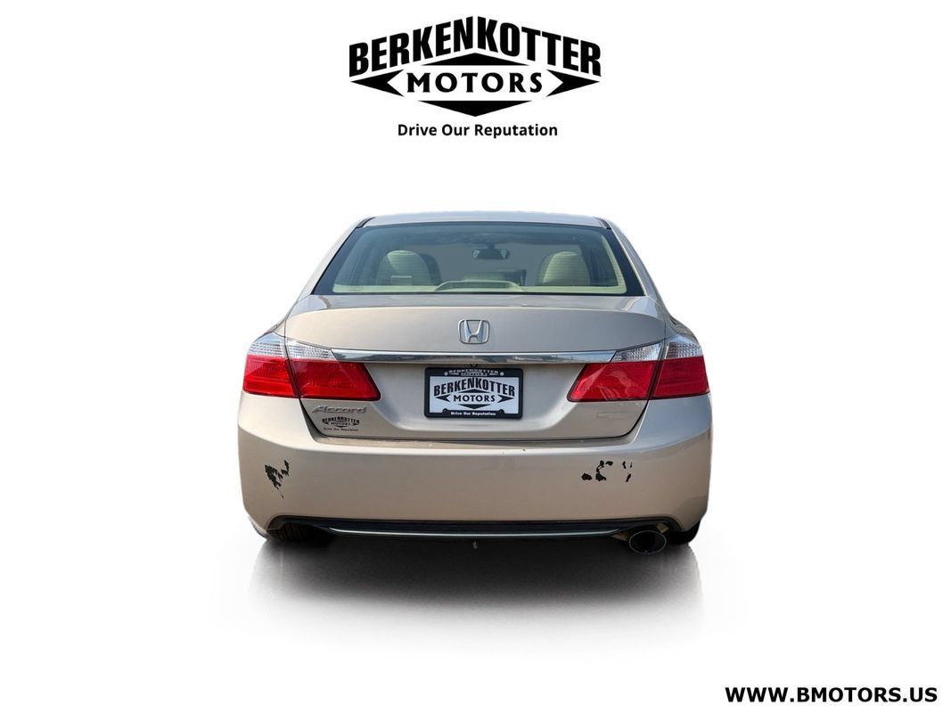 Used 2014 Honda Accord EX image 4