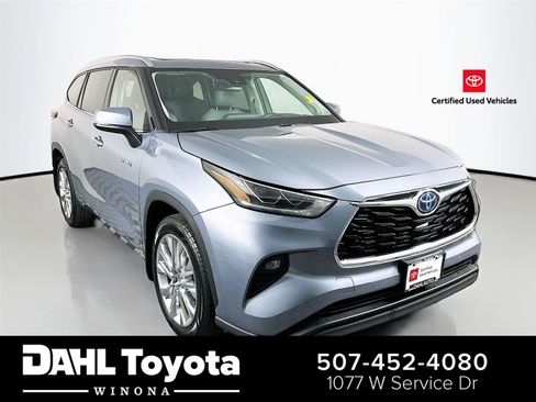 Used 2021 Toyota Highlander Limited AWD/4WD image 1