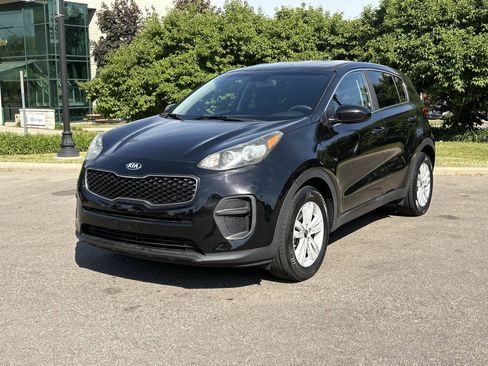Used 2017 Kia Sportage LX FWD image 4