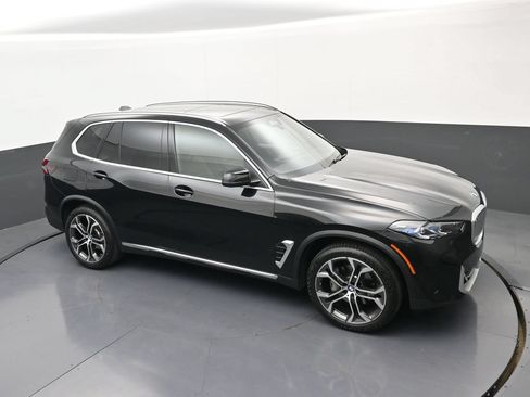 Used 2026 BMW X5 xDrive40i AWD/4WD image 29