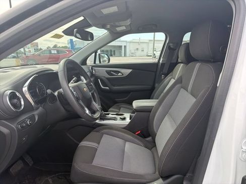 Used 2024 Chevrolet Blazer LT w/ Convenience Package FWD image 2