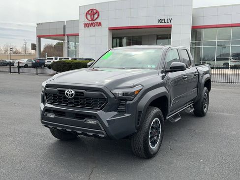 Used 2024 Toyota Tacoma TRD Off-Road image 1